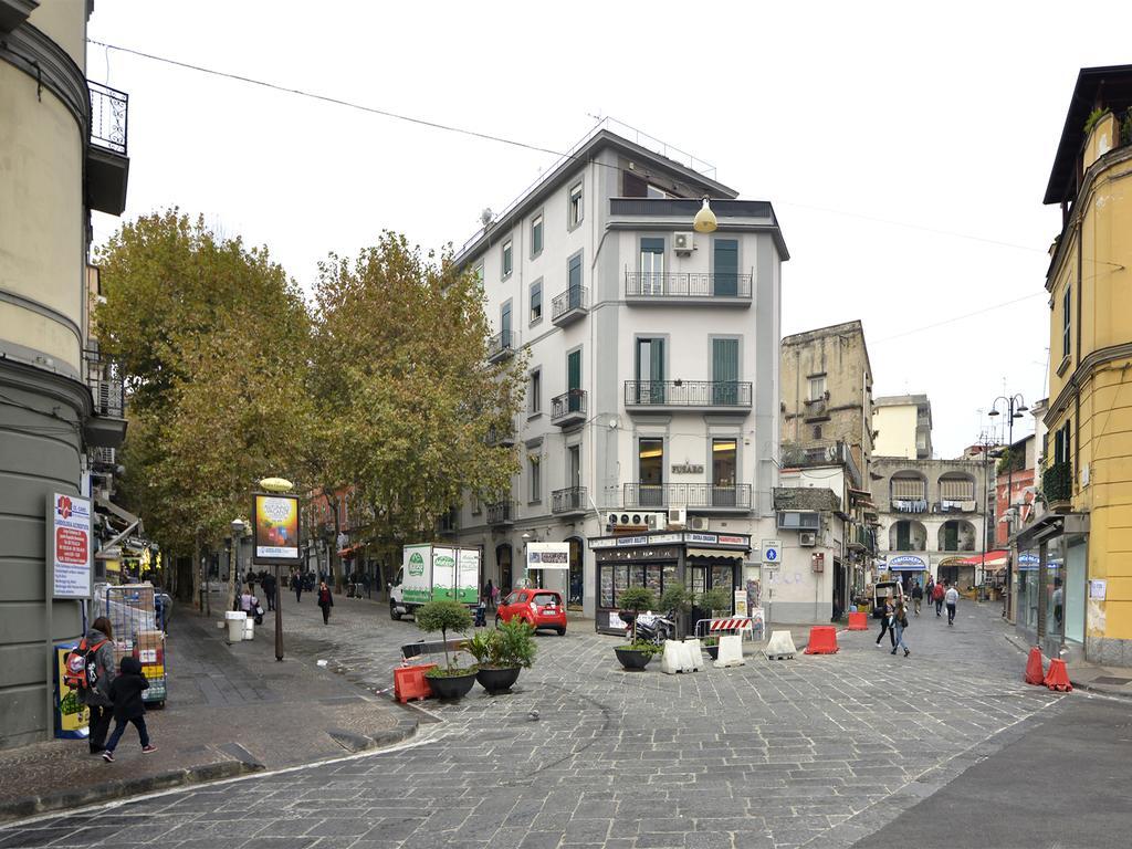 La Piazza Al Vomero Naples Exterior photo